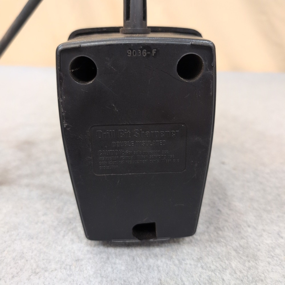 Black & Decker 7980 Type 4 Drill Bit Sharpener 120V 2A 3000 RPM Black Silver - Picture 5 of 5